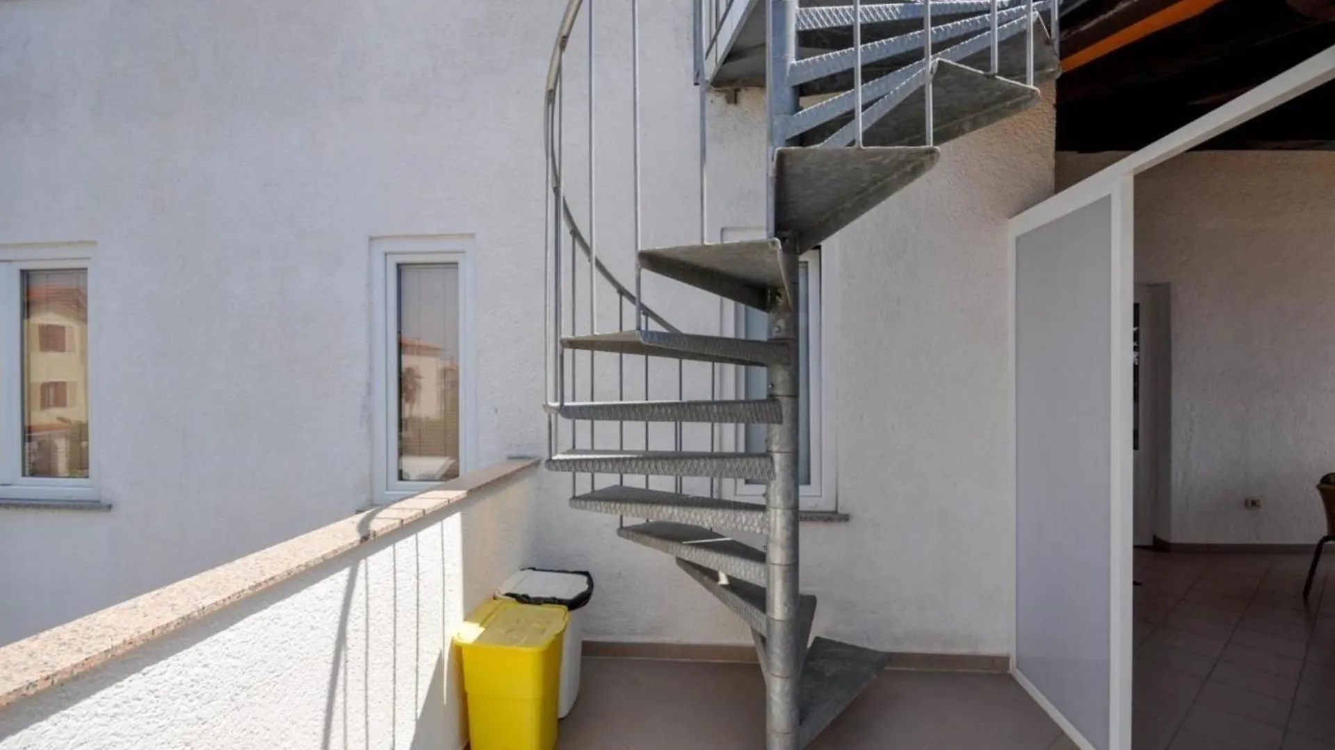 Schoene Wohnung In Novigrad Mit Privatem Parkplatz Karpinjan 0*,